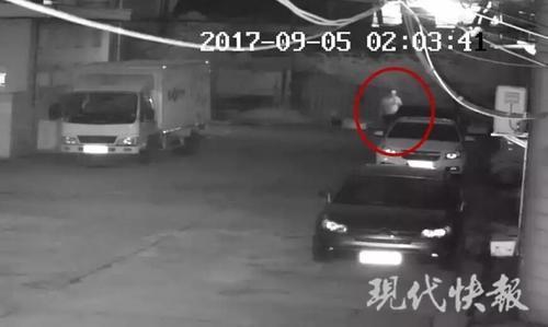 窃贼挨个拉车门“碰运气” 短短几天得手3次